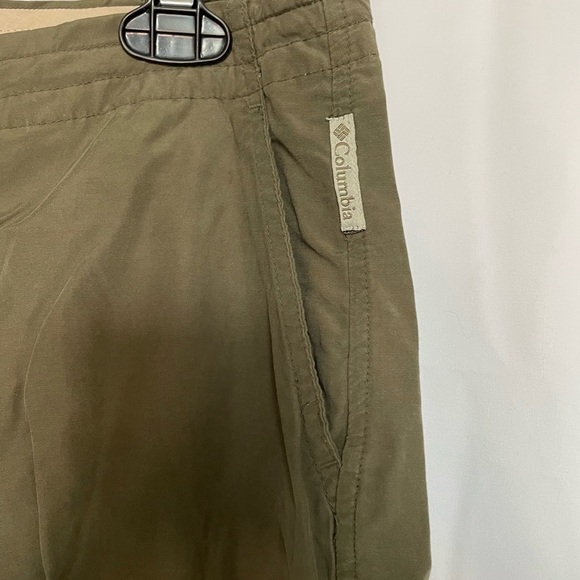 Columbia/ Women's Olive Green Drawstring Capris Crop Pants - Picture 3 of 13
